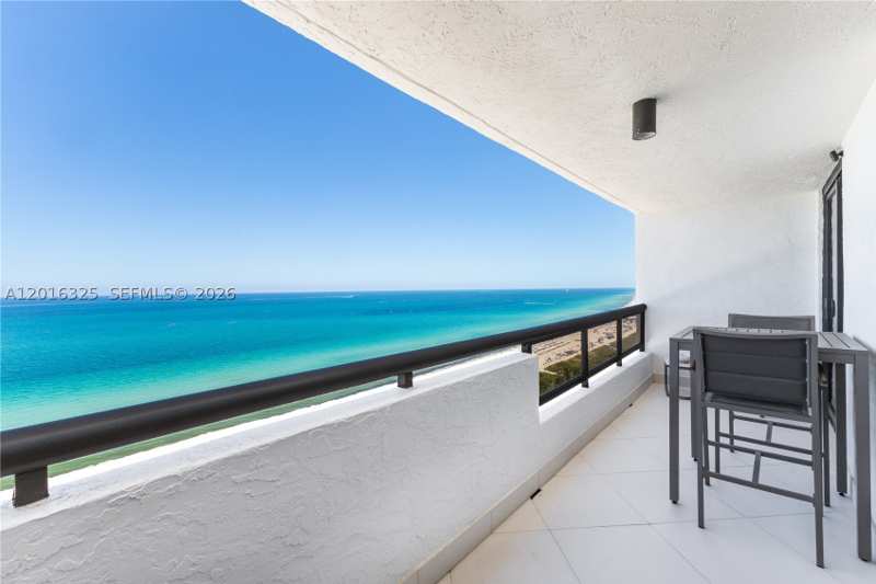 1 bedroom Condominium at 2555 Collins Ave 2205, Club Atlantis Condo, Miami Beach — photo 1
