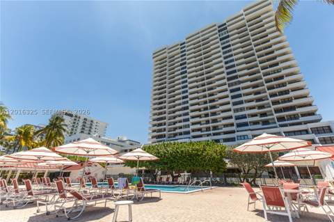 2555 Collins Ave 2205, Miami Beach FL - photo 23 of 35