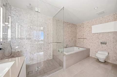 68 SE 6th St 1904, Miami FL - photo 11 of 32
