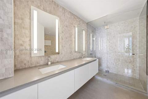 68 SE 6th St 1904, Miami FL - photo 12 of 32