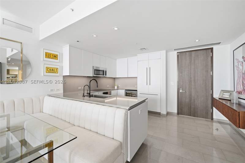 3 bedroom Condominium at 68 SE 6th St 1904, Reach Condo, Miami — photo 4