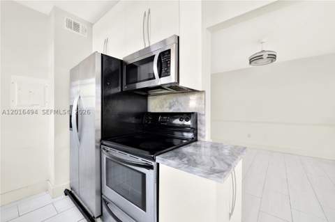 610 8th St 102, Miami Beach FL - photo 12 of 21