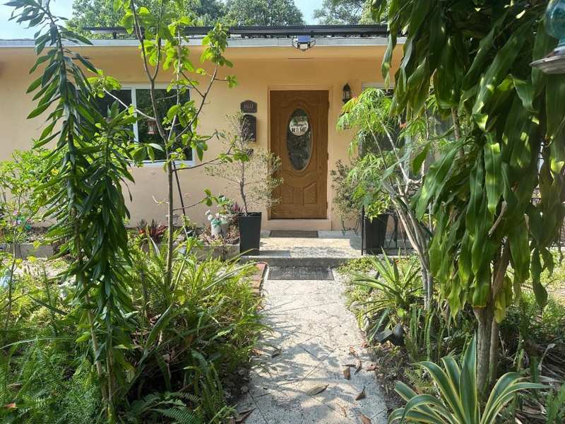 3 bedroom SingleFamilyResidence at 1631 NE 157th Terrace, Hillside, North Miami Beach — photo 1