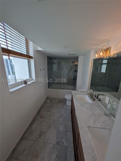 31 SE 5th St 3002, Miami FL - photo 13 of 28