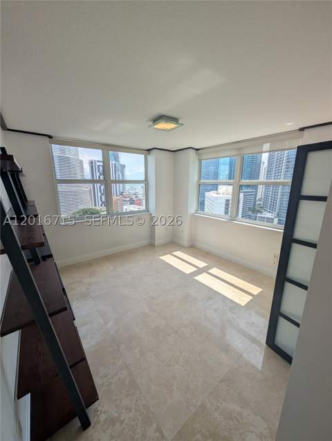 31 SE 5th St 3002, Miami FL - photo 17 of 28