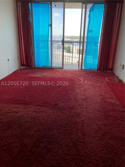 18011 Biscayne Blvd 1405, Aventura FL - photo 8 of 12