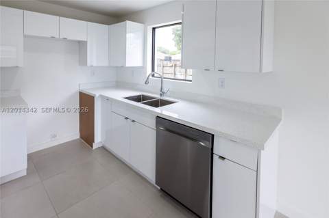 9155 NW 32 Ave, Miami FL - photo 6 of 18