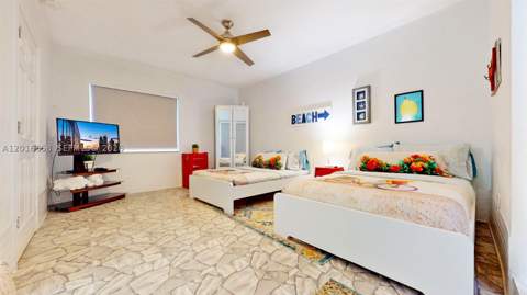 1315 14th St, Miami Beach FL - photo 15 of 18