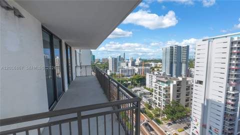 999 SW 1st Ave 2009, Miami FL - photo 18 of 28