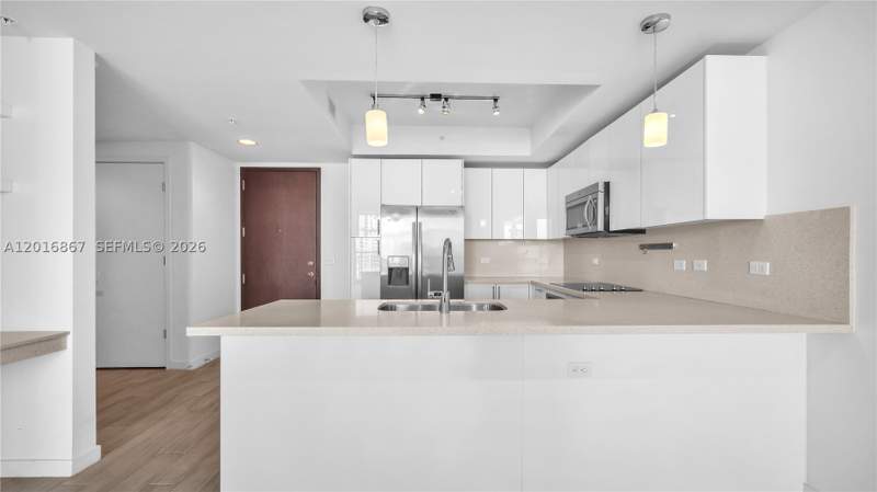 1 bedroom Condominium at 999 SW 1st Ave 2009, Nine At Mary Brickell Vil, Miami — photo 2