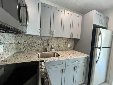 5050 NW 7th St 220, Miami FL - photo 6 of 14