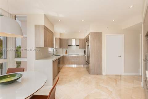 737 Crandon Blvd 402, Key Biscayne FL - photo 10 of 41