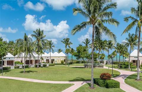 737 Crandon Blvd 402, Key Biscayne FL - photo 22 of 41