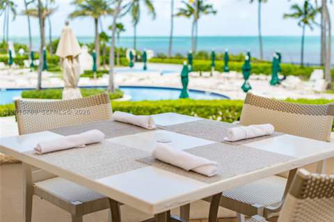 737 Crandon Blvd 402, Key Biscayne FL - photo 24 of 41