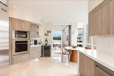 737 Crandon Blvd 402, Key Biscayne FL - photo 8 of 41
