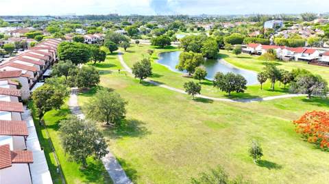 425 W Park Dr 10, Miami FL - photo 20 of 37