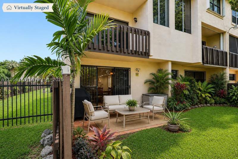 2 bedroom Condominium at 425 W Park Dr 10, Indian Summer Village II, Miami — photo 5