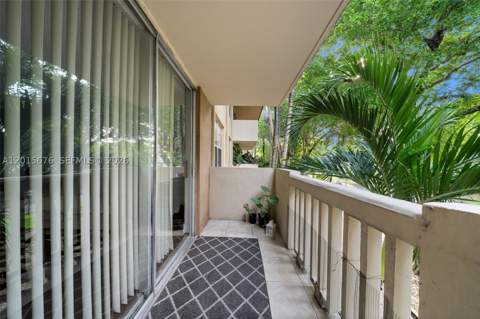 1800 Sans Souci 332, North Miami FL - photo 16 of 16