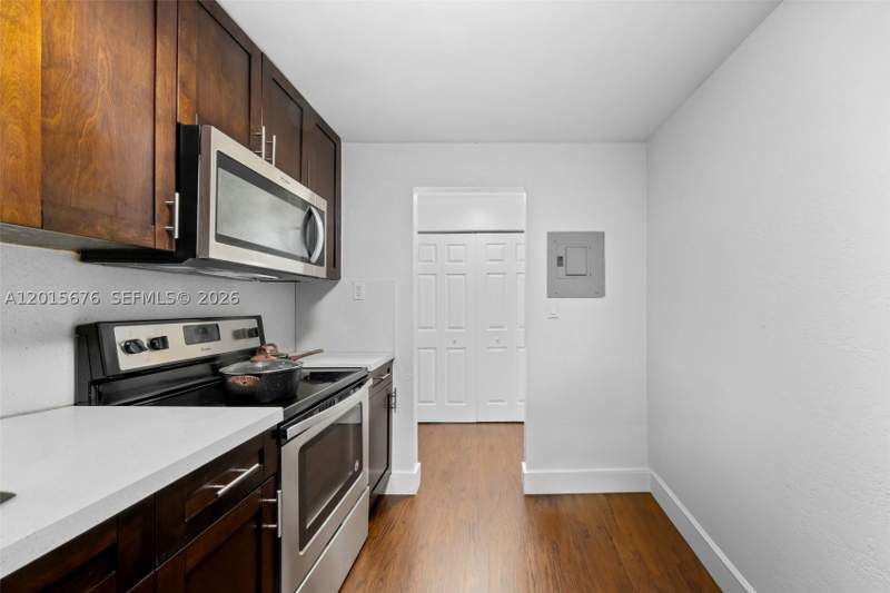 1 bedroom Condominium at 1800 Sans Souci 332, Bayview Palm Condo, North Miami — photo 2