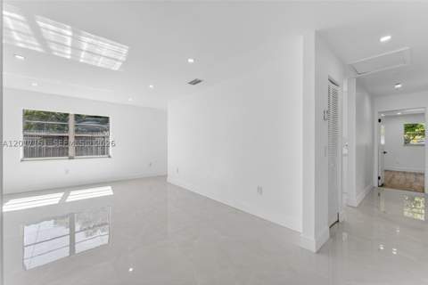 10210 SW 175th St, Miami FL - photo 10 of 25