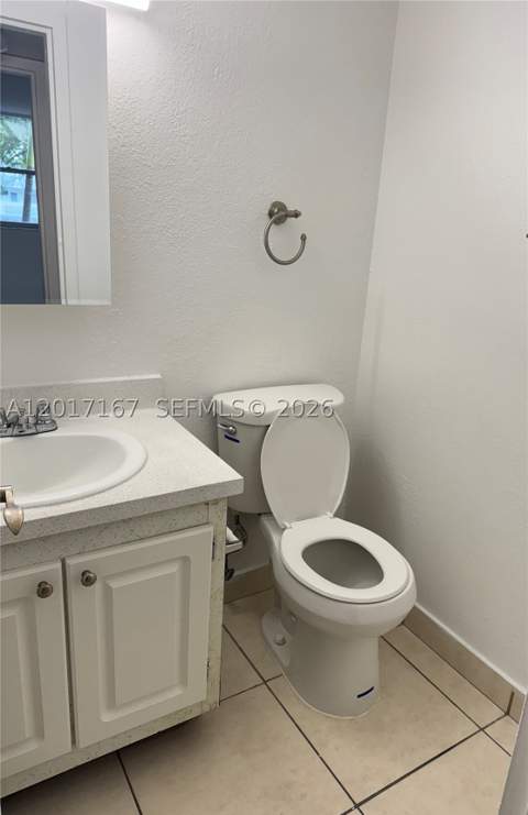 1470 NE 125th Ter 205, North Miami FL - photo 11 of 14