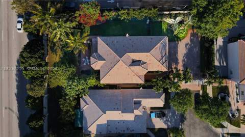 10773 NW 73rd Ter, Doral FL - photo 10 of 58