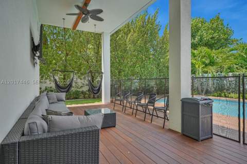 1025 NE 170th Ter, Miami FL - photo 12 of 53