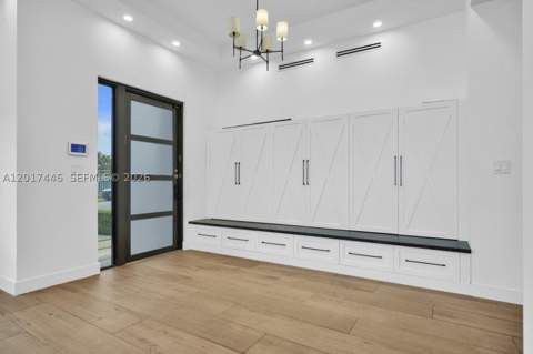 1025 NE 170th Ter, Miami FL - photo 22 of 53