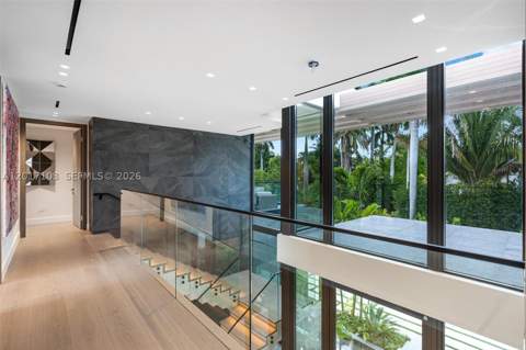 2520 Shelter Ave, Miami Beach FL - photo 19 of 52
