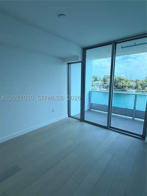 9221 E Bay Harbor Dr 309, Bay Harbor Islands FL - photo 17 of 58