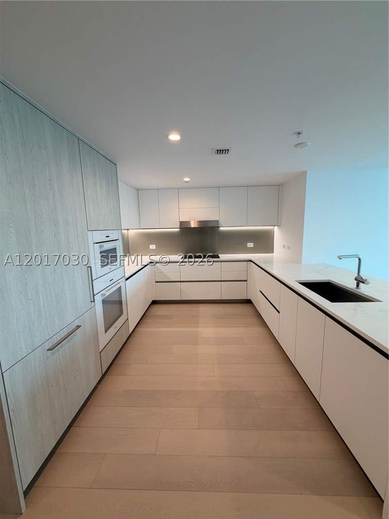 2 bedroom Condominium at 9221 E Bay Harbor Dr 309, La Baia, Bay Harbor Islands — photo 2