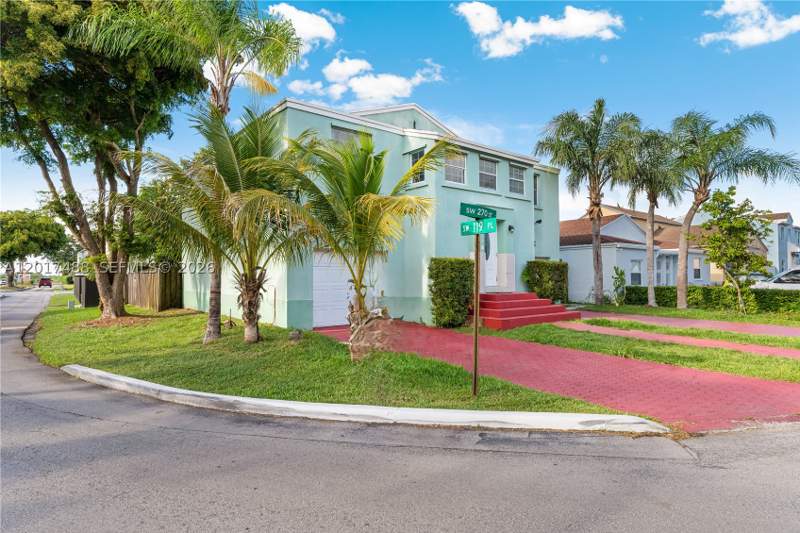 3 bedroom SingleFamilyResidence at 11983 SW 270th St, Cutler Landings Replt, Homestead — photo 2