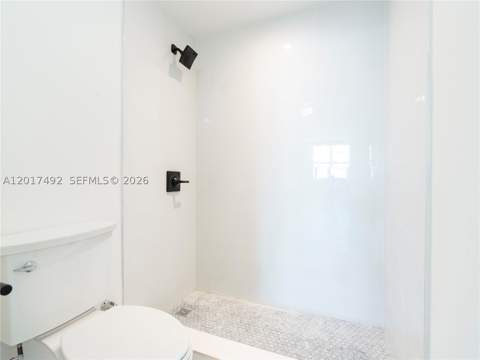 300 Bayview Dr 2115, Sunny Isles Beach FL - photo 12 of 22