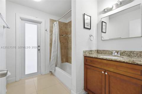 15481 SW 155th Ter, Miami FL - photo 10 of 47