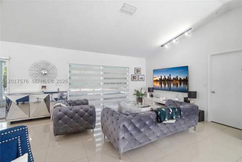 15481 SW 155th Ter, Miami FL - photo 16 of 47