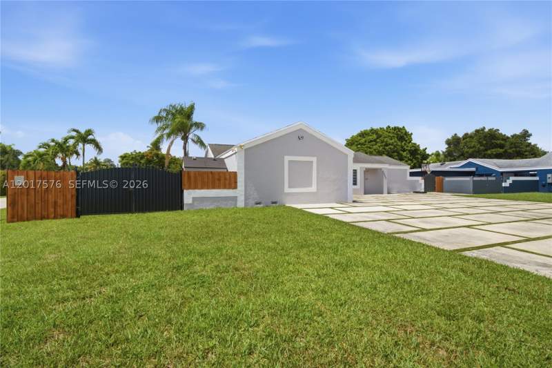 3 bedroom SingleFamilyResidence at 15481 SW 155th Ter, Weitzer Shauna Meadows SE, Miami — photo 3
