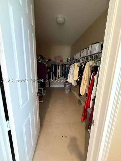 9845 NW 86th Ter, Doral FL - photo 14 of 33