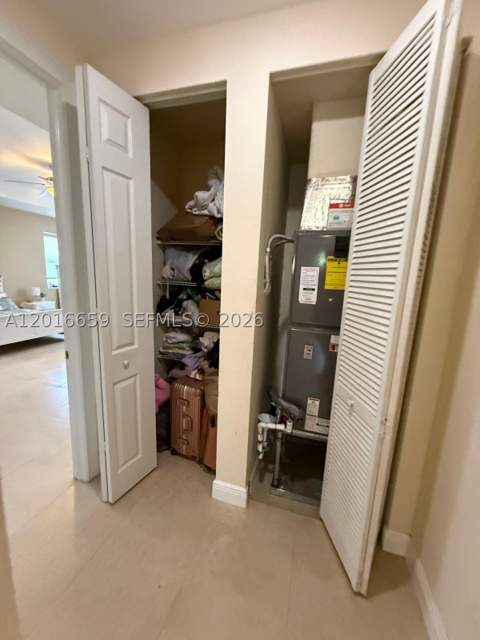 9845 NW 86th Ter, Doral FL - photo 7 of 33