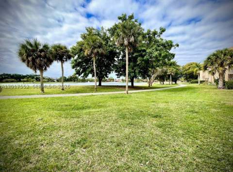 15320 SW 106th Ter 1108, Miami FL - photo 23 of 28