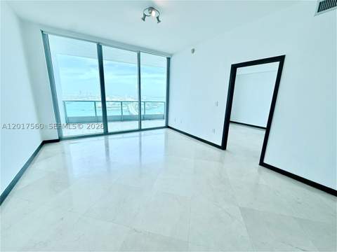 900 Biscayne Blvd 3803, Miami FL - photo 14 of 35