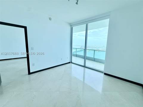 900 Biscayne Blvd 3803, Miami FL - photo 16 of 35