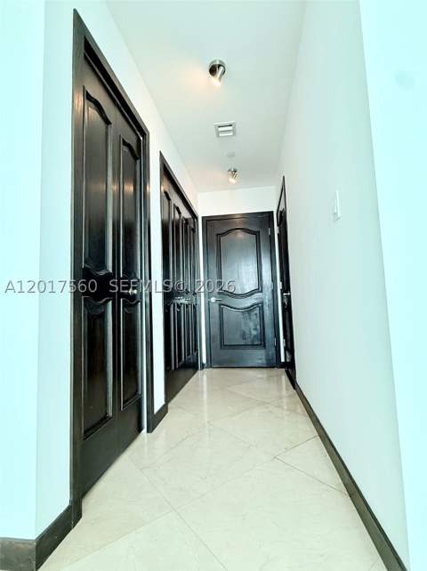 900 Biscayne Blvd 3803, Miami FL - photo 17 of 35