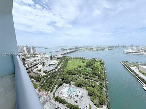 900 Biscayne Blvd 3803, Miami FL - photo 24 of 35
