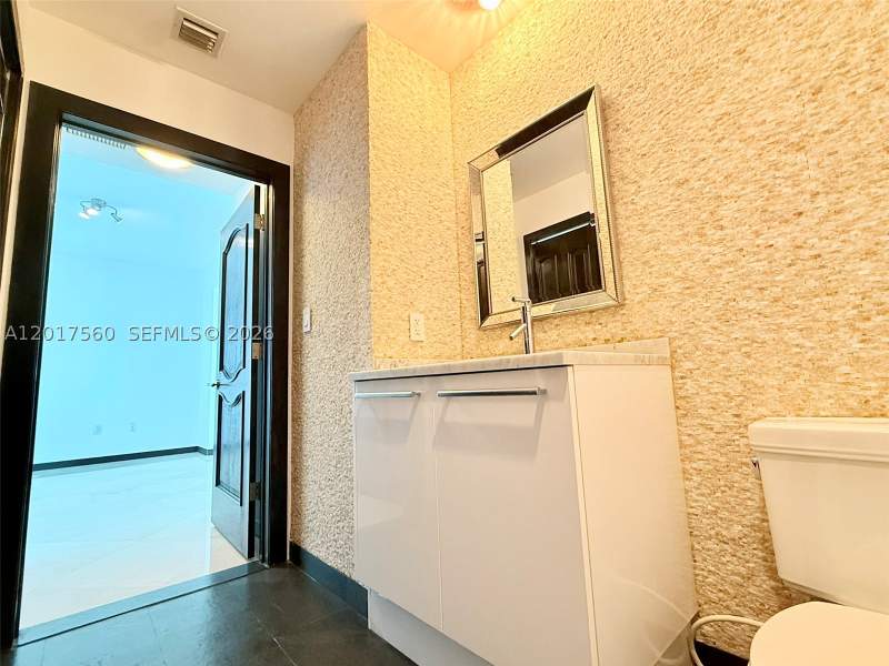 1 bedroom Condominium at 900 Biscayne Blvd 3803, 900 Biscayne Bay Condo, Miami — photo 5