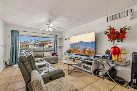4520 NW 79th Ave 2D, Doral FL - photo 9 of 29