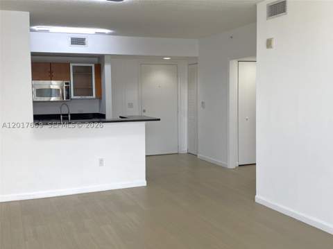 18800 NE 29th Ave 1028, Aventura FL - photo 7 of 33