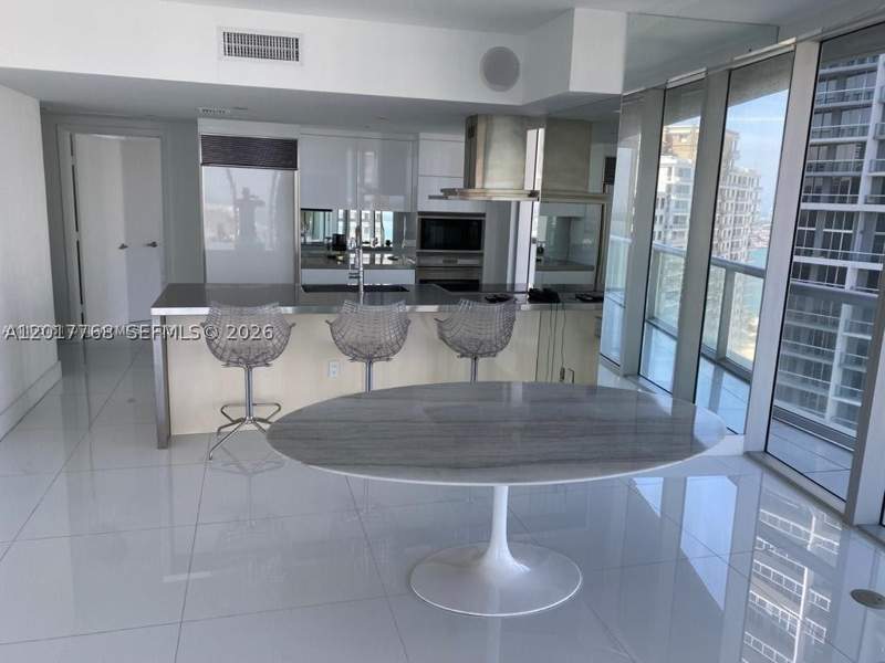 2 bedroom Condominium at 495 Brickell Ave 2902, Icon Brickell No Two, Miami — photo 3