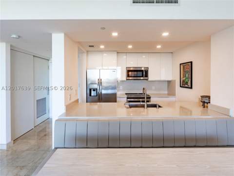 2475 Brickell Ave 903, Miami FL - photo 7 of 24
