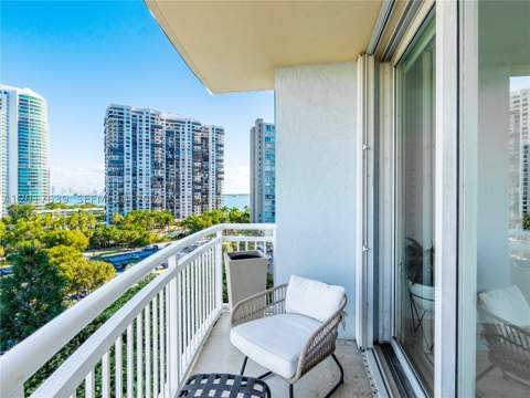2475 Brickell Ave 903, Miami FL - photo 9 of 24