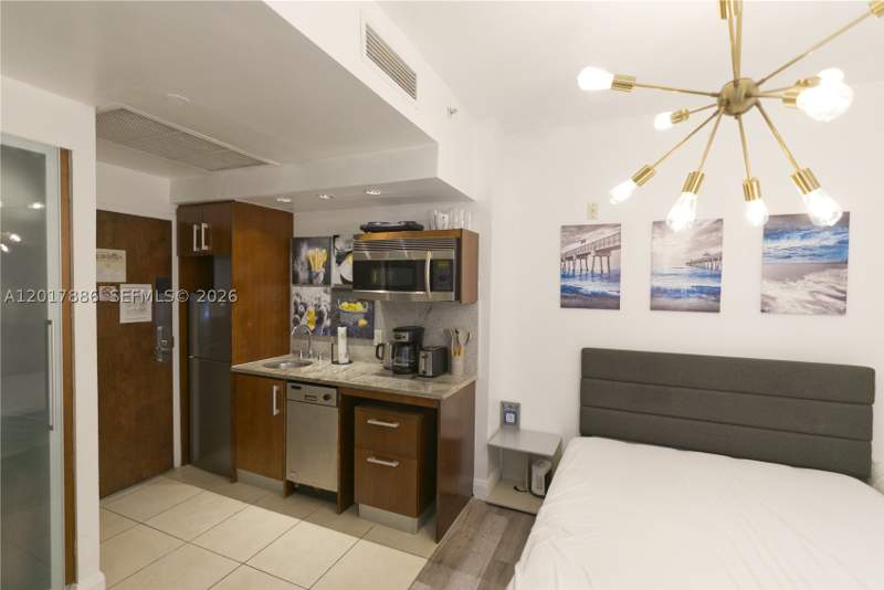 1 bedroom Condominium at 1036 Ocean Dr B308, The Strand On Ocean Drive, Miami Beach — photo 2